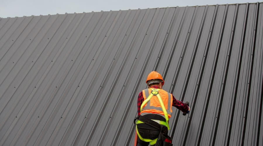 Professional metal roof installation services in Wallula, WA